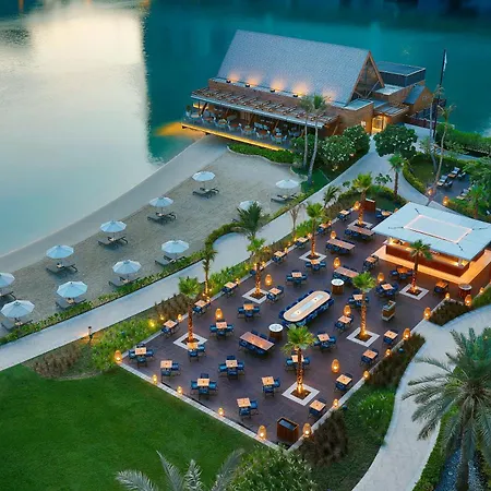 Beach Rotana - All Suites-2